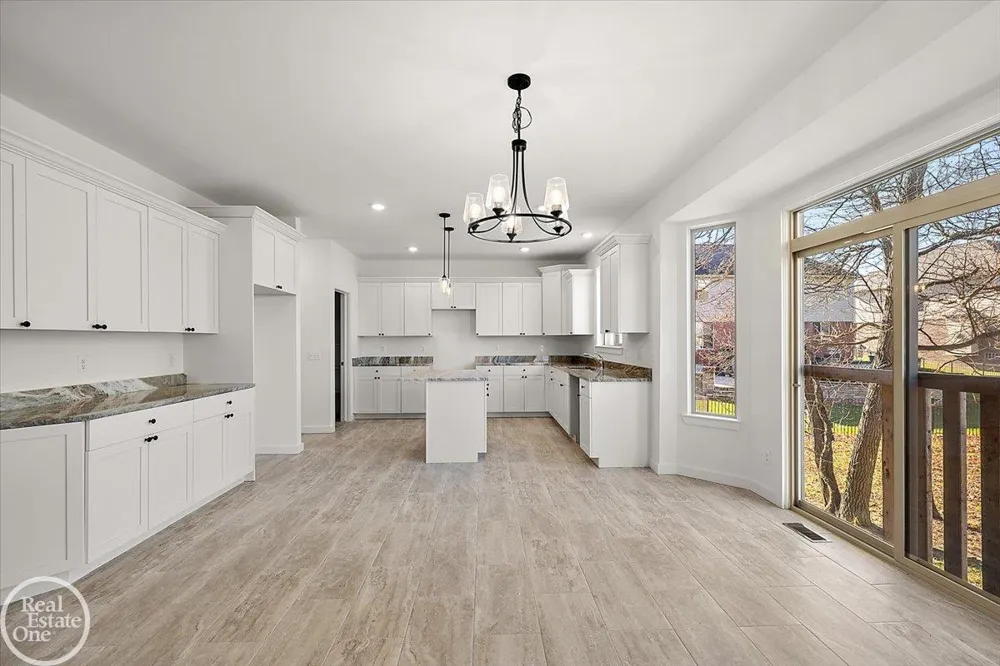 50529 Summit View Drive Macomb Township, MI 48042
