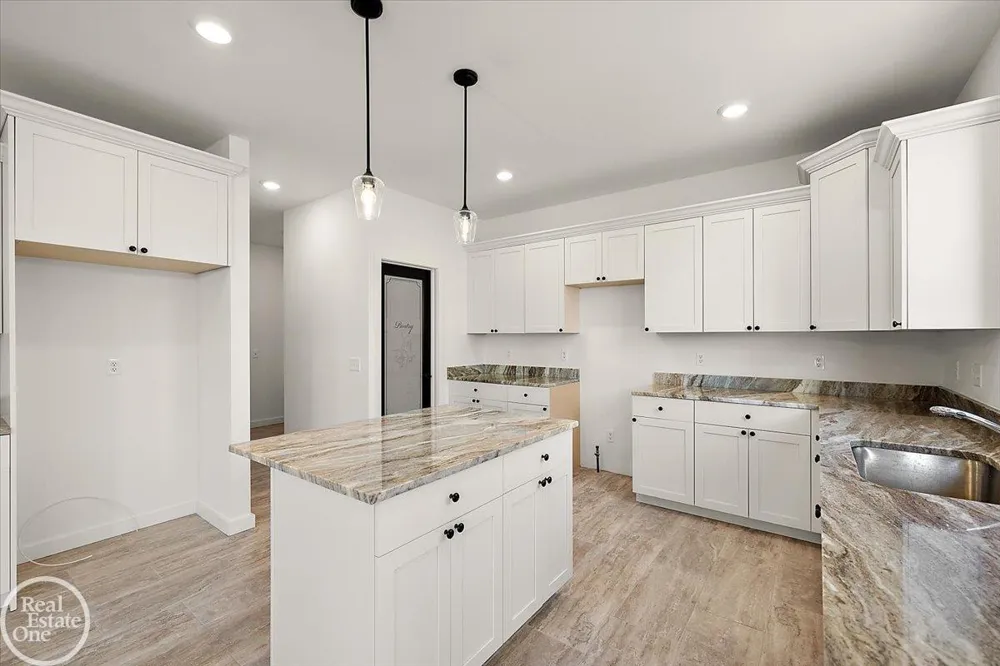 50529 Summit View Drive Macomb Township, MI 48042