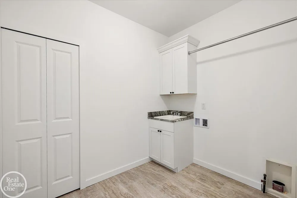 50529 Summit View Drive Macomb Township, MI 48042