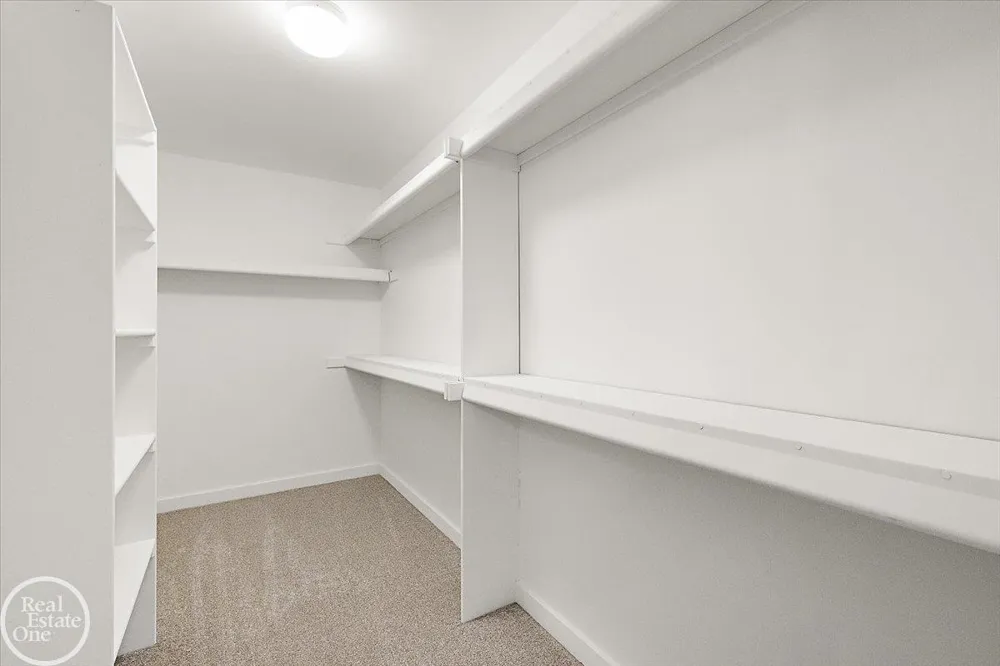 50529 Summit View Drive Macomb Township, MI 48042