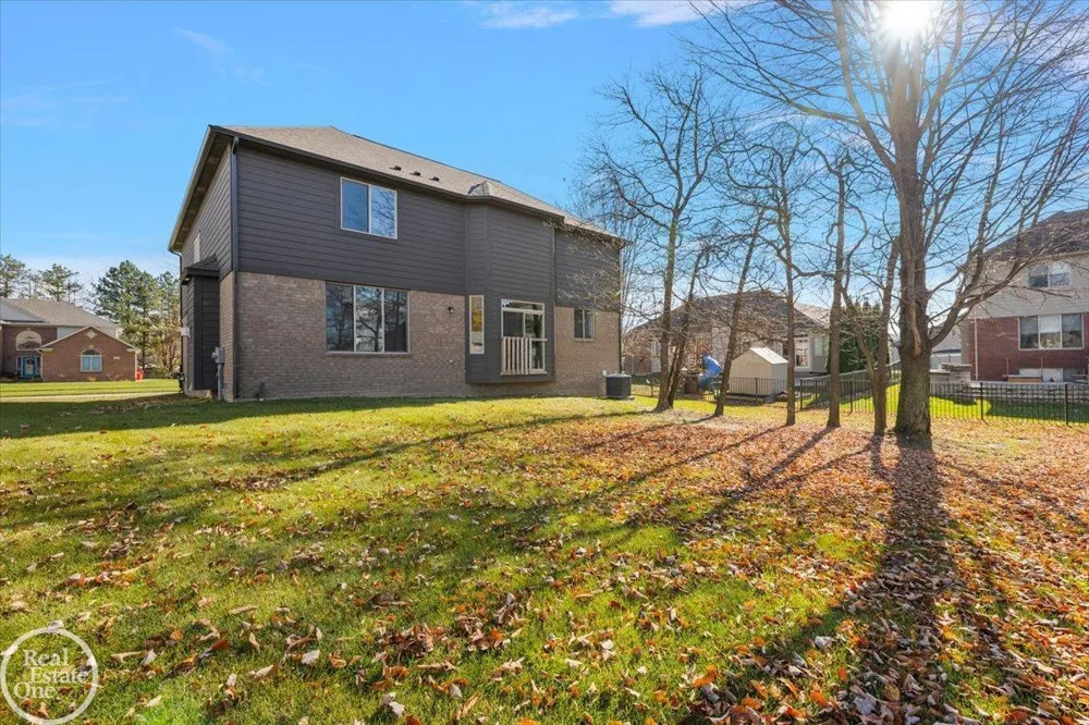 50529 Summit View Drive Macomb Township, MI 48042