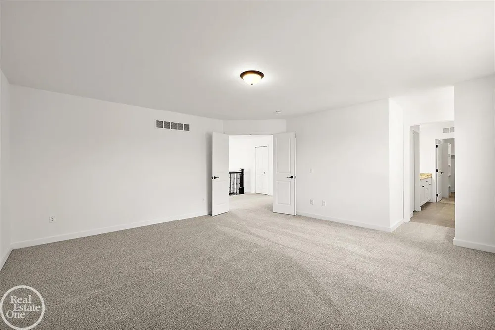 50529 Summit View Drive Macomb Township, MI 48042