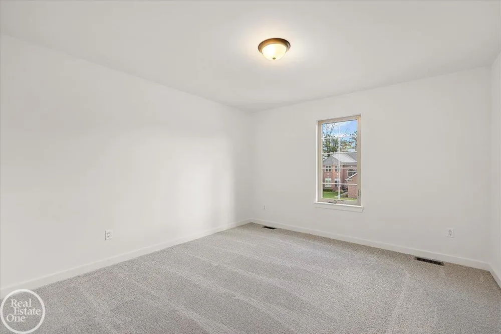 50529 Summit View Drive Macomb Township, MI 48042