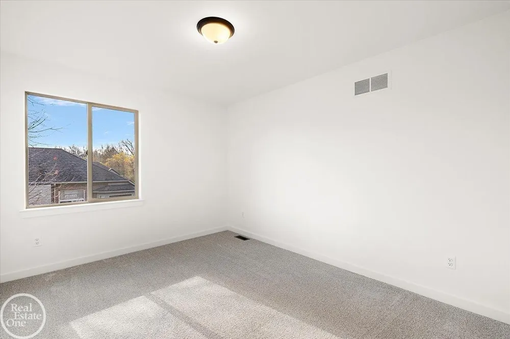 50529 Summit View Drive Macomb Township, MI 48042