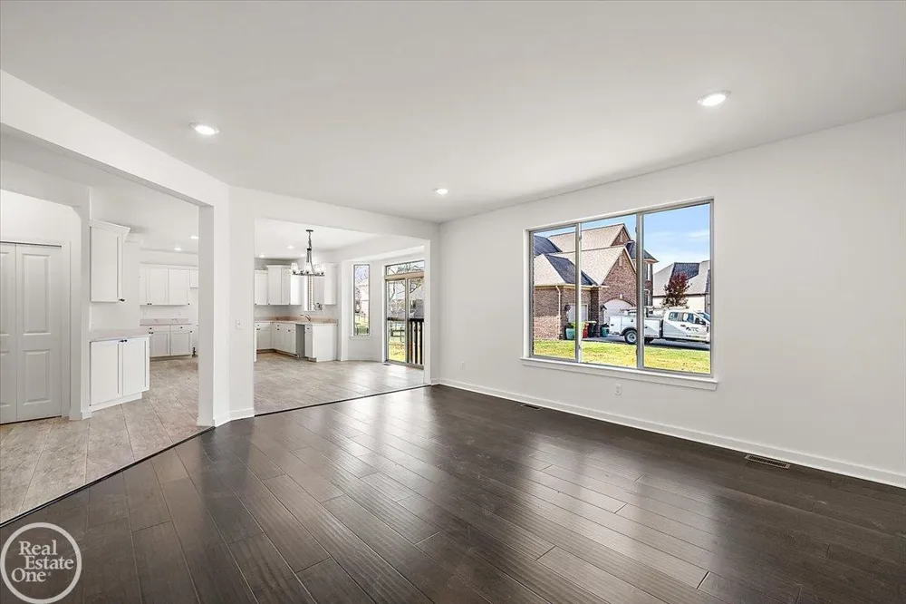 50567 Summit View Drive Macomb Township, MI 48042