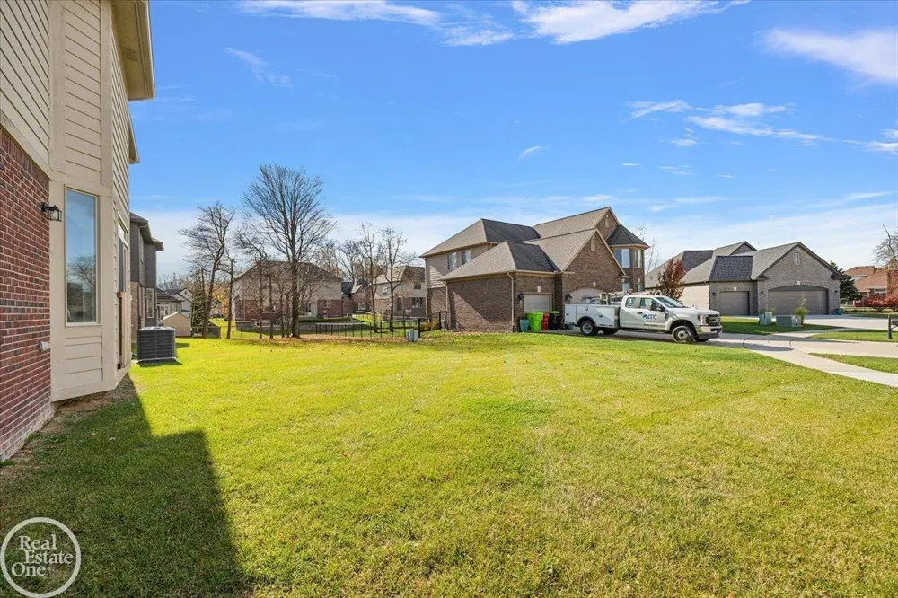 50567 Summit View Drive Macomb Township, MI 48042