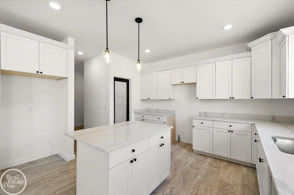 50567 Summit View Drive Macomb Township, MI 48042