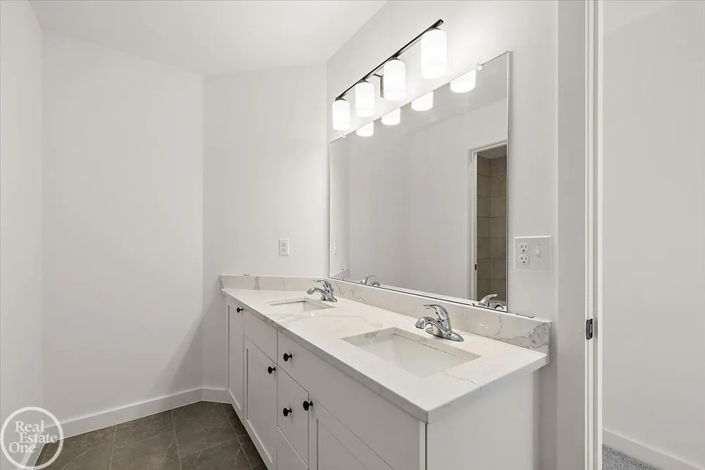 50567 Summit View Drive Macomb Township, MI 48042
