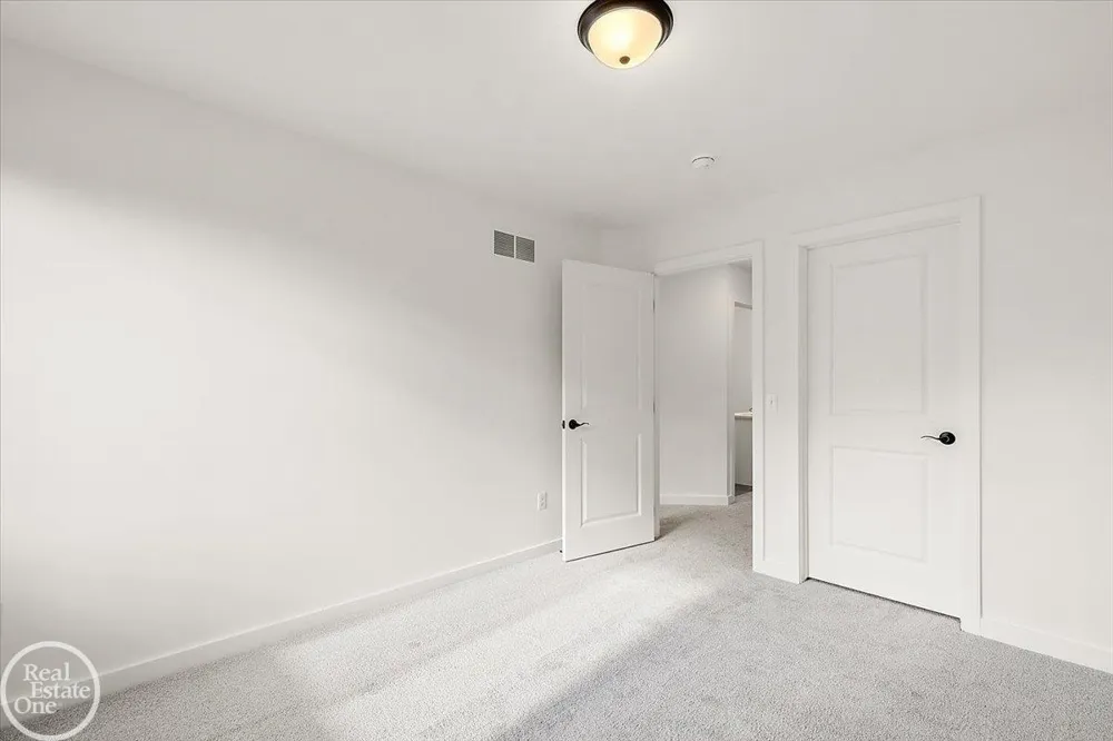 50567 Summit View Drive Macomb Township, MI 48042