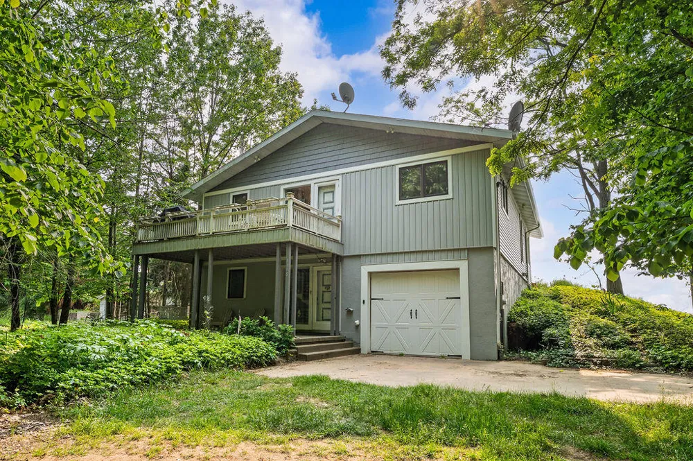 1140 Edgewater Terrace Casco Township, MI 49090