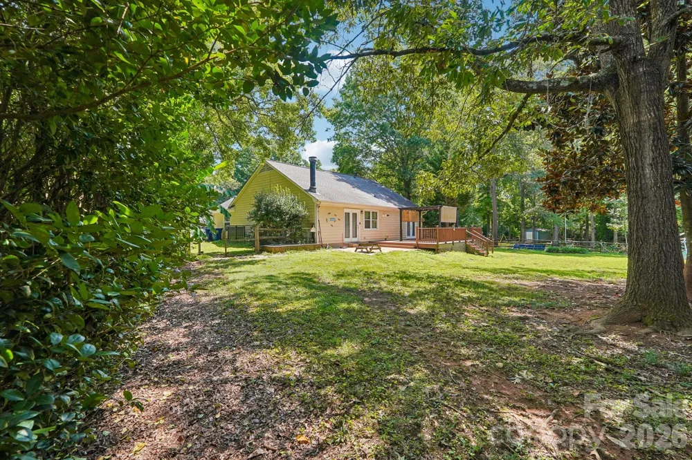 13942 Dannemara Drive Pineville, NC 28134