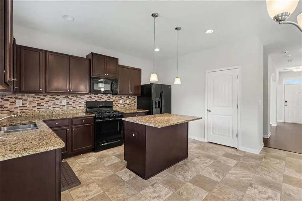 4745 Brookwood Place Union City, GA 30349