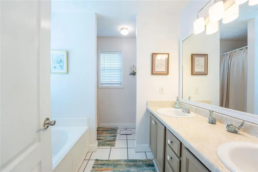 329 Tallassee Lane Statham, GA 30666