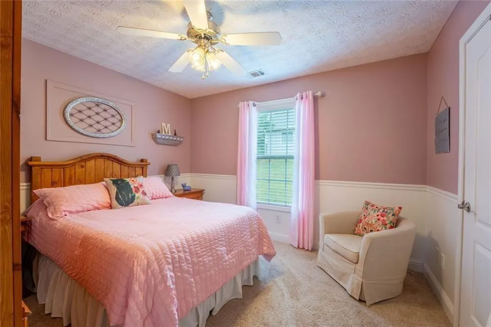329 Tallassee Lane Statham, GA 30666