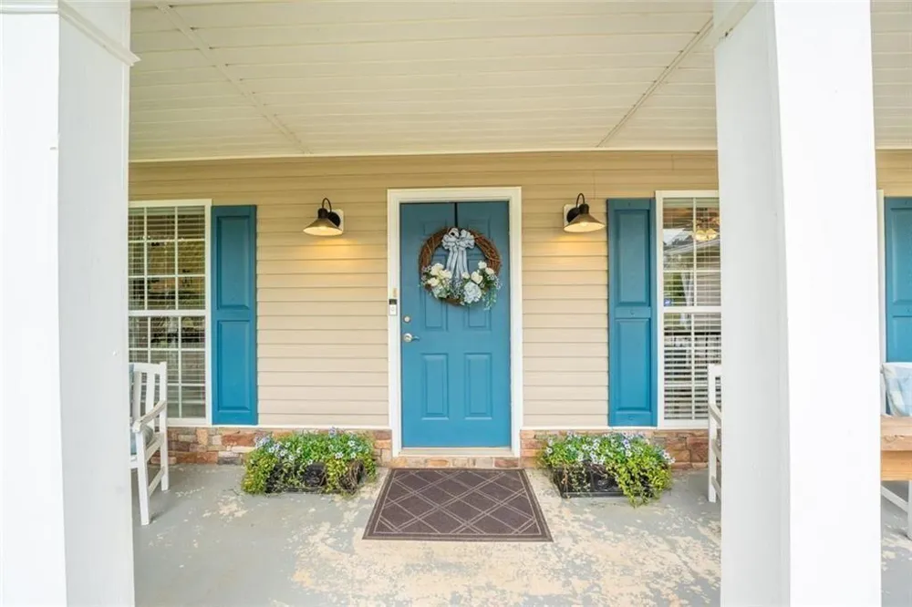 329 Tallassee Lane Statham, GA 30666