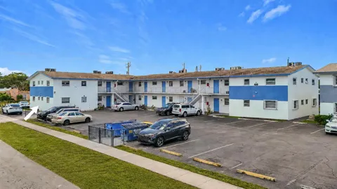 410 W Palm Street #B8