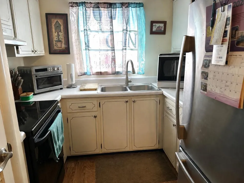 410 W Palm Street #B8 Lantana, FL 33462