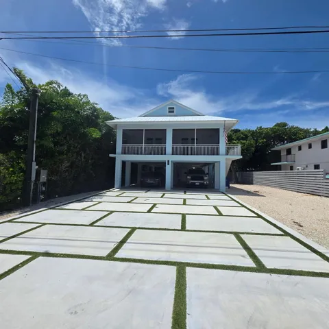 121 DOVE LAKE DRIVE