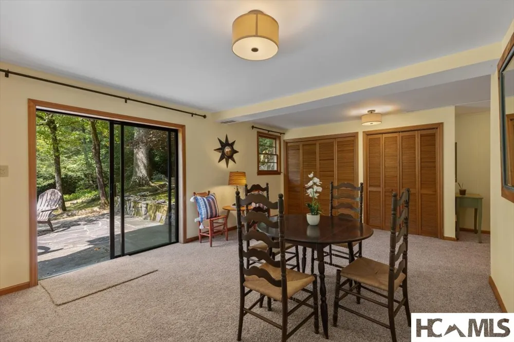 162 Twin Lakes Drive Highlands, NC 28741