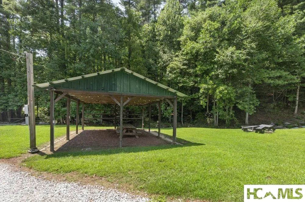 162 Twin Lakes Drive Highlands, NC 28741