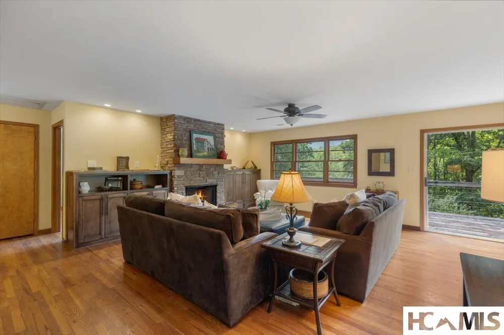 162 Twin Lakes Drive Highlands, NC 28741