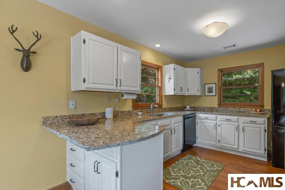 162 Twin Lakes Drive Highlands, NC 28741