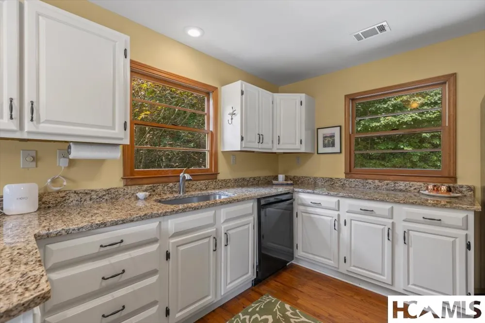 162 Twin Lakes Drive Highlands, NC 28741