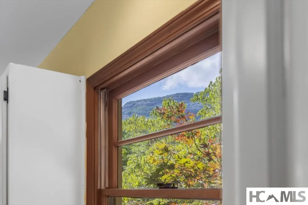 162 Twin Lakes Drive Highlands, NC 28741