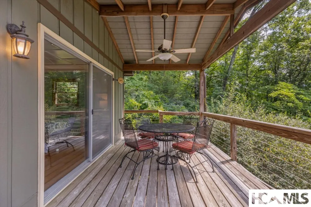 162 Twin Lakes Drive Highlands, NC 28741