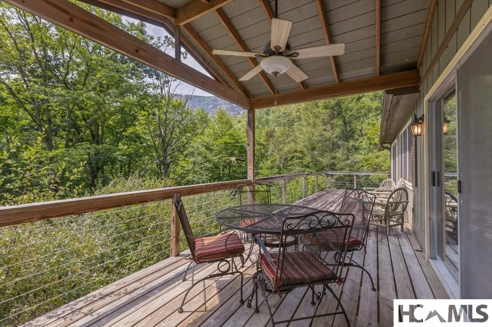 162 Twin Lakes Drive Highlands, NC 28741