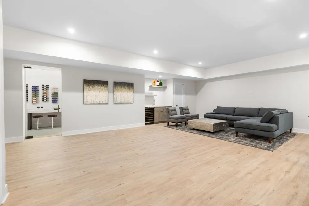 396 KNOLLWOOD DR Ridgewood, NJ 07450