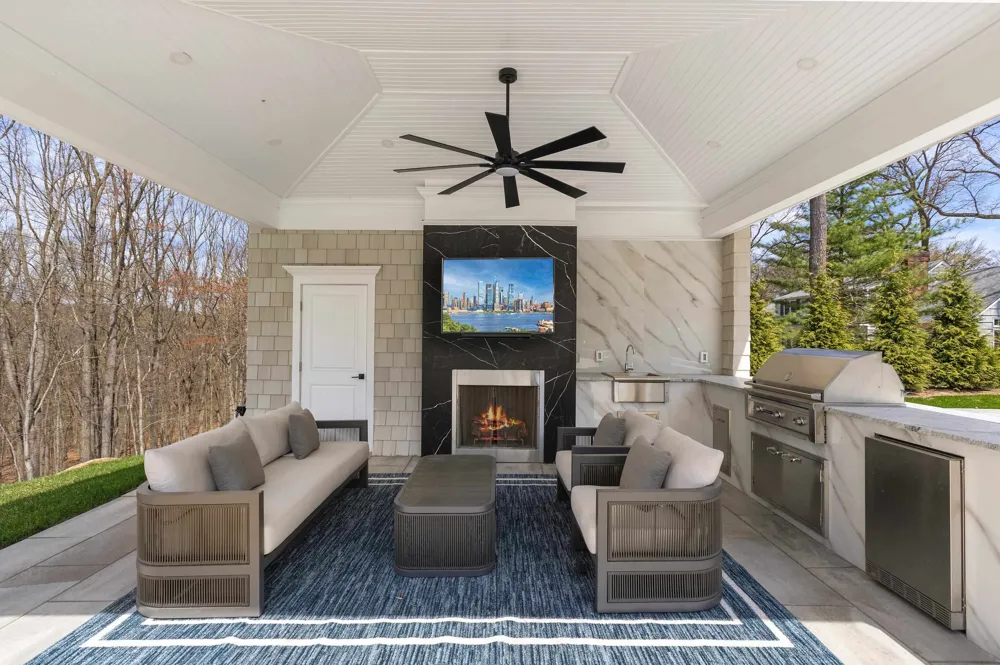 396 KNOLLWOOD DR Ridgewood, NJ 07450