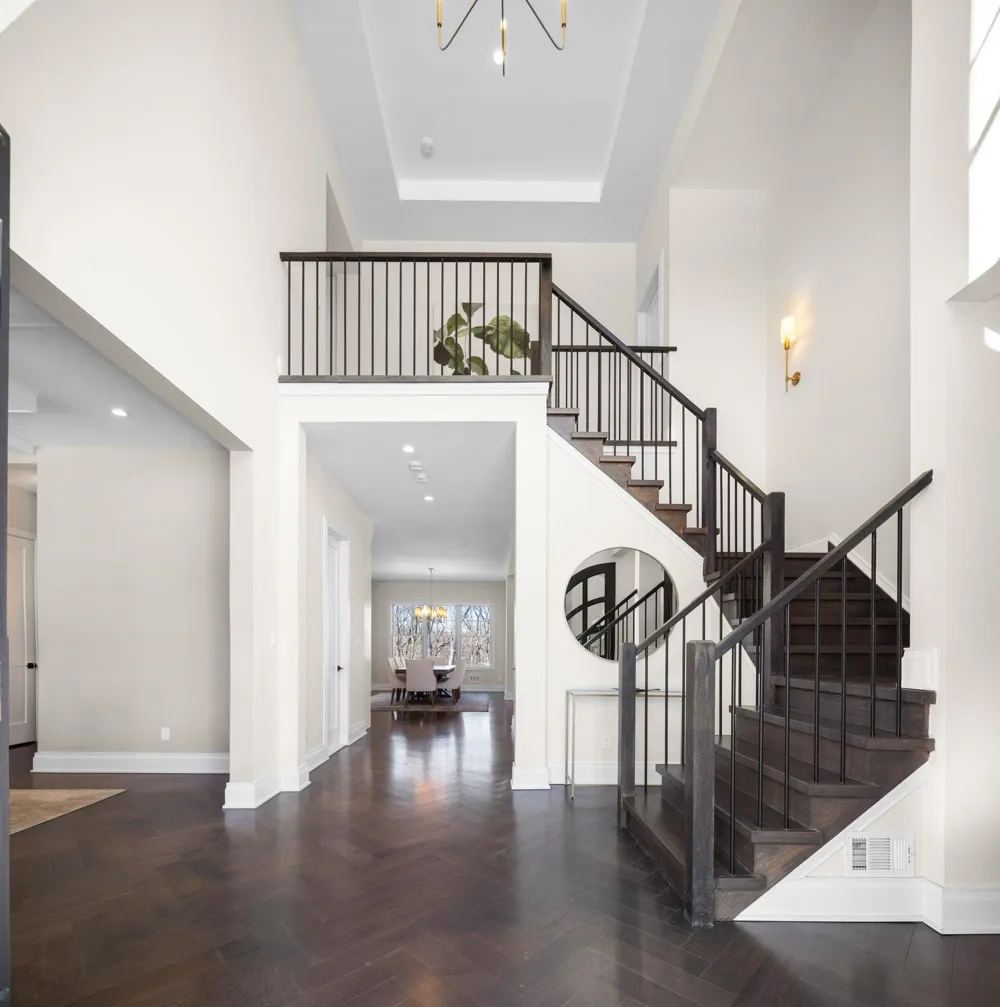 396 KNOLLWOOD DR Ridgewood, NJ 07450