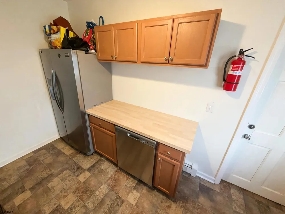 126 N Harvard Ave Ventnor Heights, NJ 08406