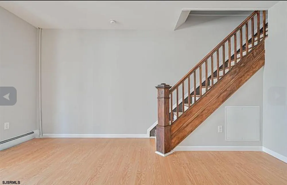126 N Harvard Ave Ventnor Heights, NJ 08406