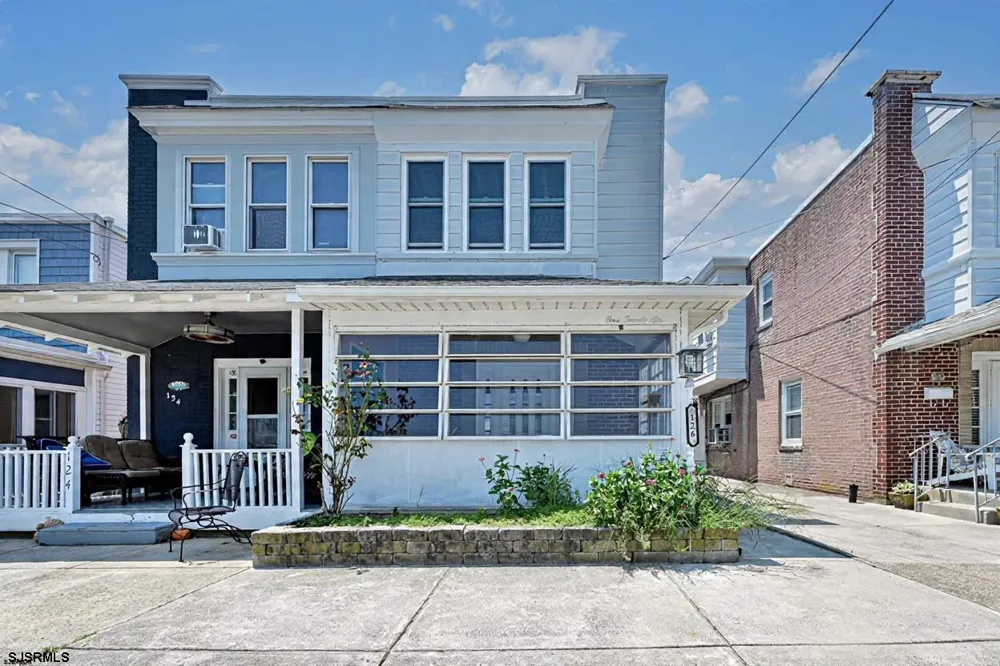 126 N Harvard Ave Ventnor Heights, NJ 08406