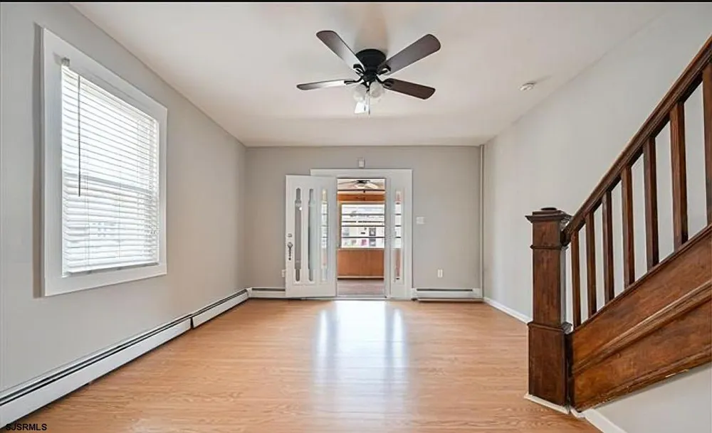126 N Harvard Ave Ventnor Heights, NJ 08406