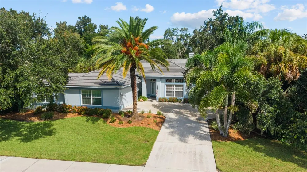 2686 DICK WILSON DRIVE Sarasota, FL 34240