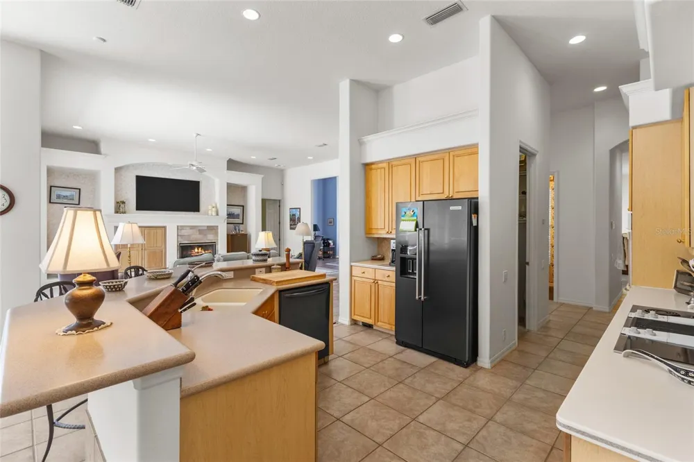 2686 DICK WILSON DRIVE Sarasota, FL 34240