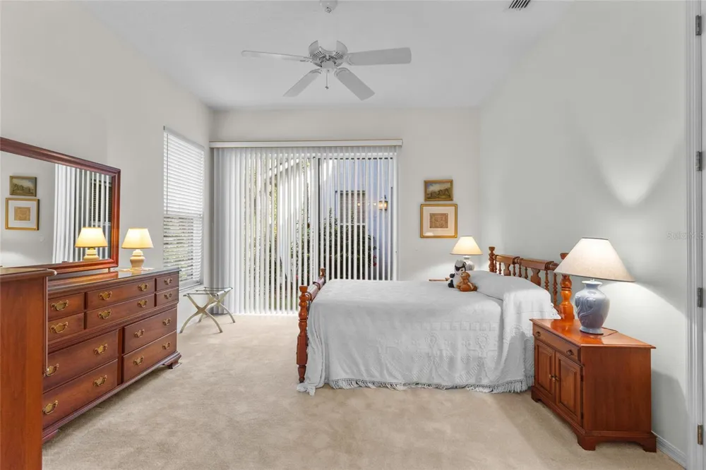 2686 DICK WILSON DRIVE Sarasota, FL 34240