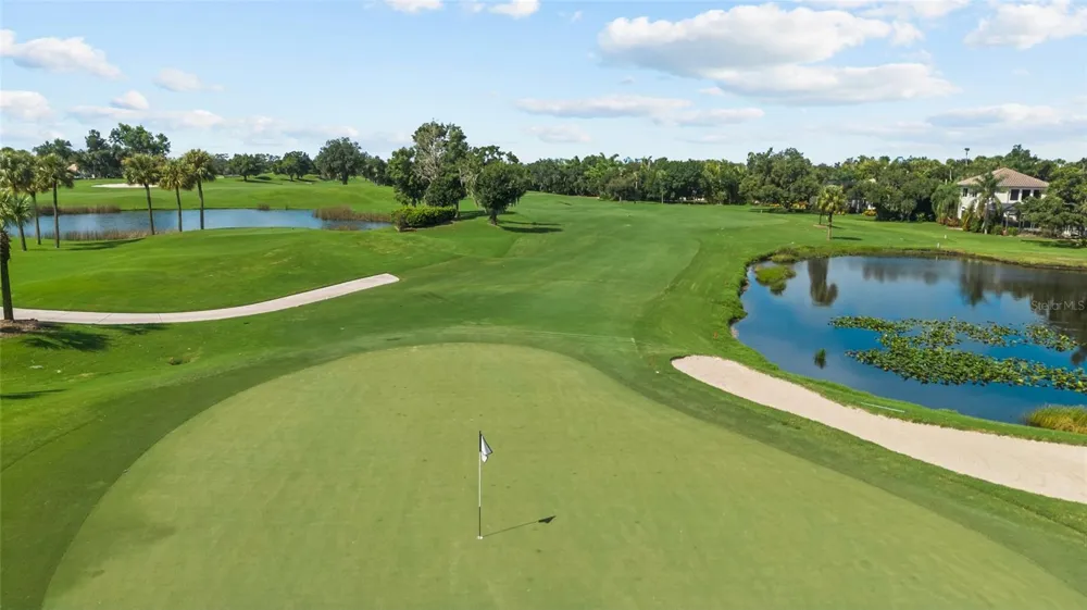 2686 DICK WILSON DRIVE Sarasota, FL 34240