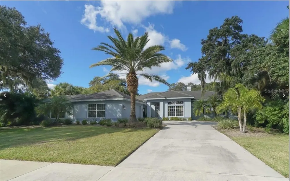 2686 DICK WILSON DRIVE Sarasota, FL 34240