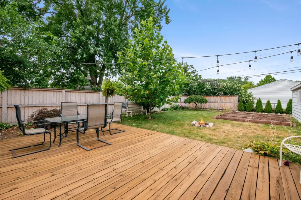 14587 Blue Skies Street Livonia, MI 48154