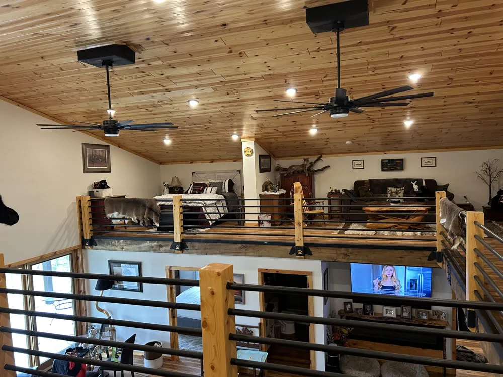 21640 E Ridge Road Grand Marais, MI 49839