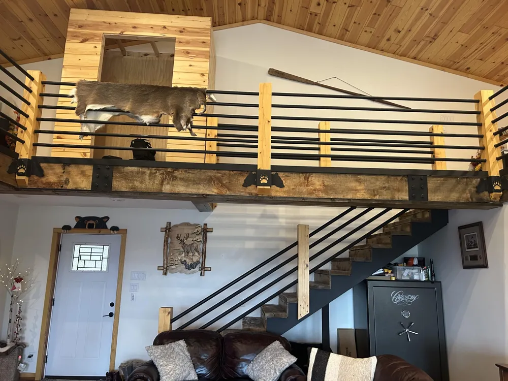 21640 E Ridge Road Grand Marais, MI 49839