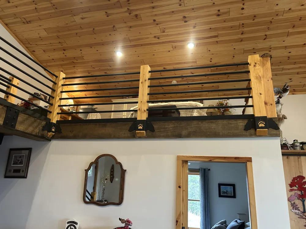 21640 E Ridge Road Grand Marais, MI 49839
