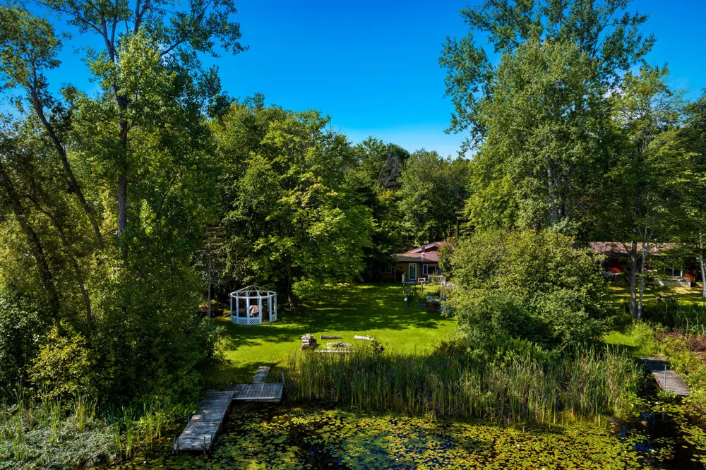 2591 Tonawanda Road Grawn, MI 49637