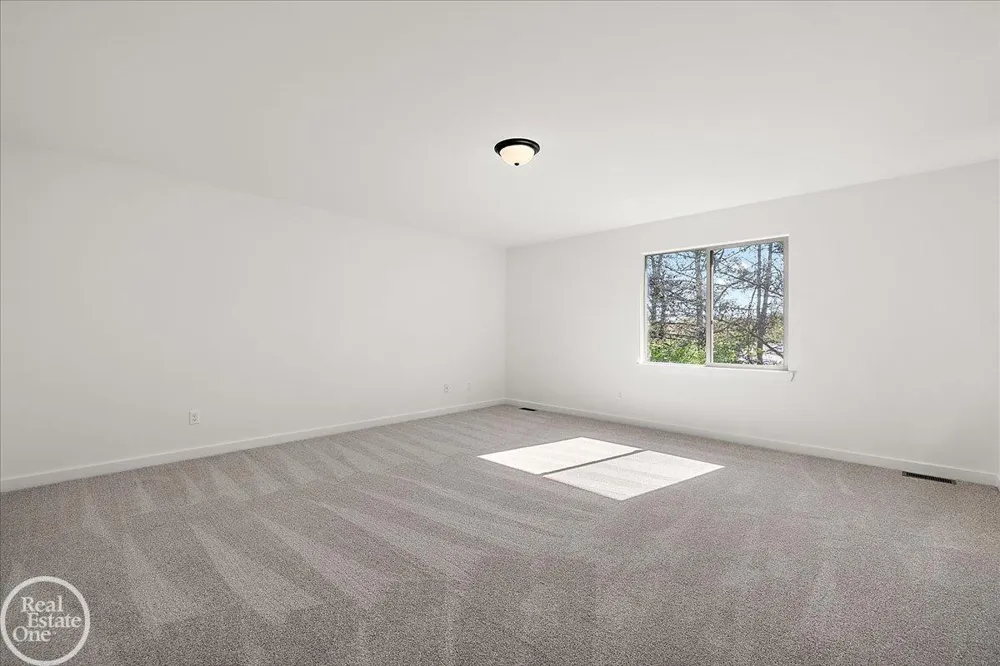 50710 Summit View Drive Macomb Township, MI 48042