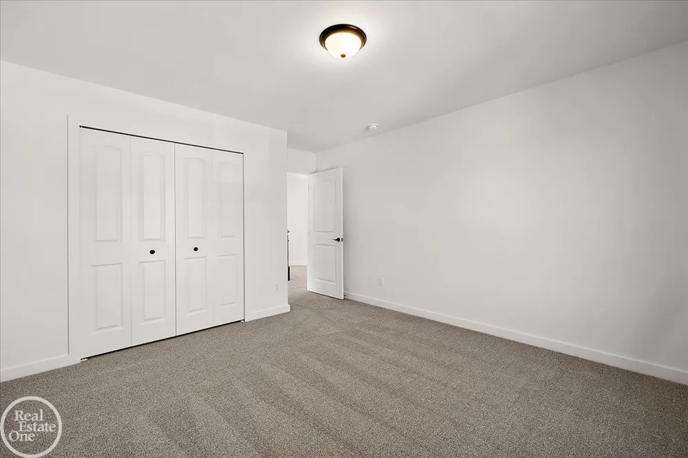 50710 Summit View Drive Macomb Township, MI 48042