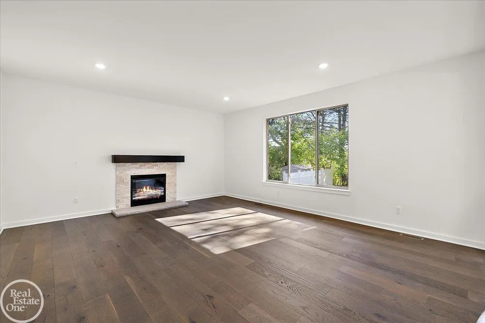 50710 Summit View Drive Macomb Township, MI 48042